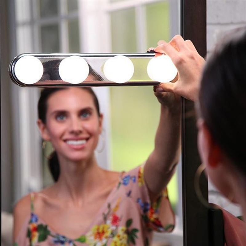 Hollywood Makeup light with suction cup for mirror, cordless | StudioLight - | Fashiongirl