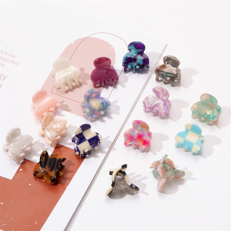 SOHO Hara Mini Hair Claw - Cloud Pink - Hair Accessories