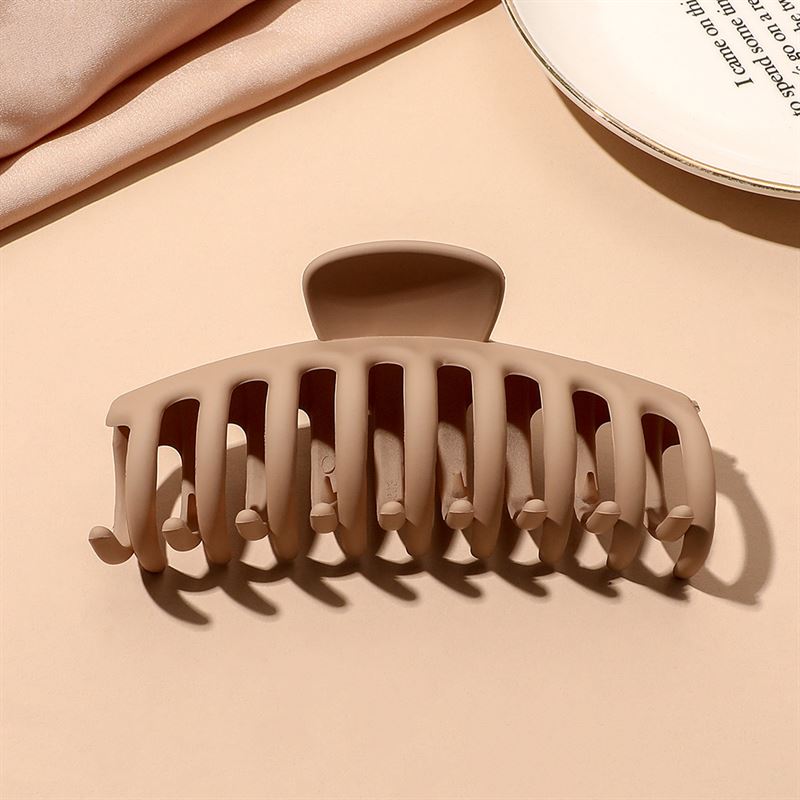 SOHO Kana Hair Claw - Beige - Hair Accessories