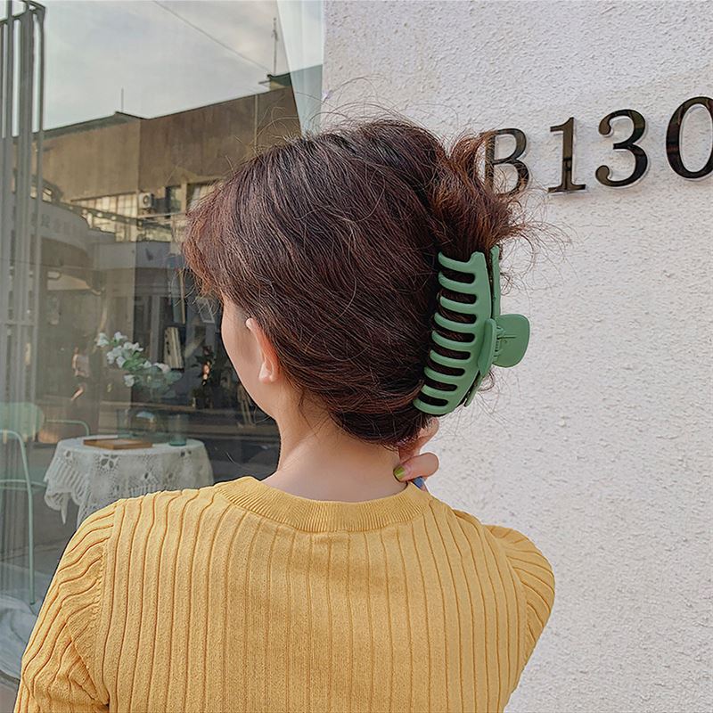 SOHO Kana Hair Claw - Spring - Hair Accessories