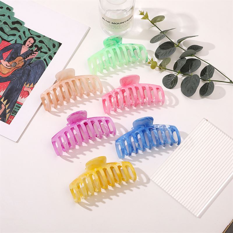 SOHO Kana Marble Hair Claw - Pink - Hair Accessories