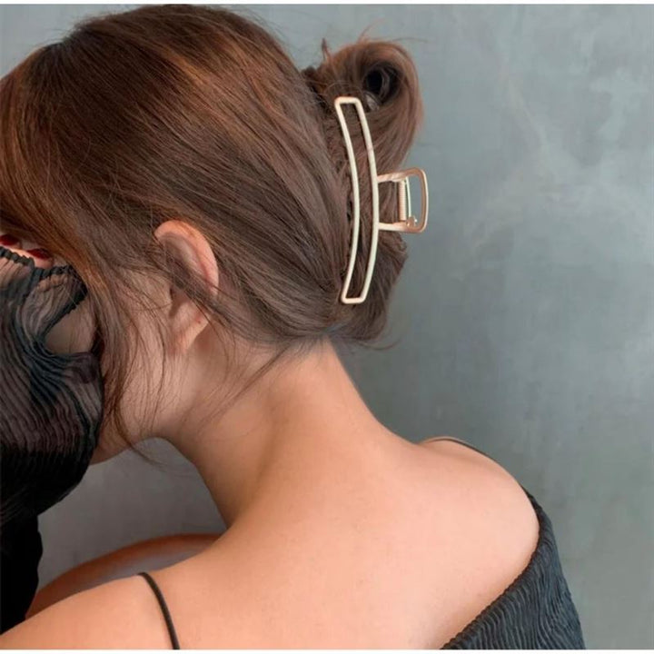 SOHO Selin Metal Hair Claw - Silver - Hair Accessories
