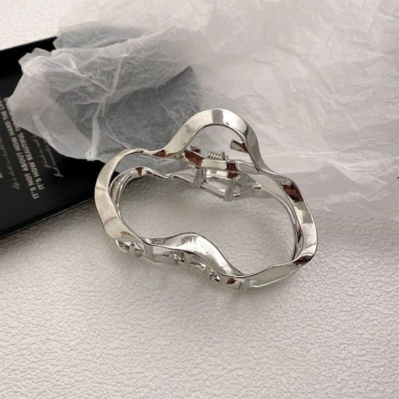 SOHO Tanim Hair Claw - Silver - Hair Accessories