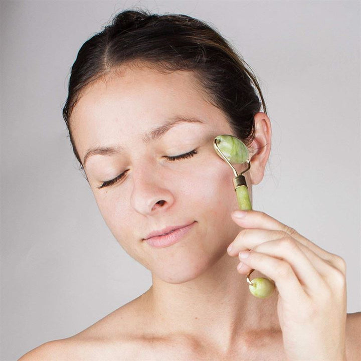 UNIQ Jade roller - Face rollers for beautiful skin - Rose - Dermaroller